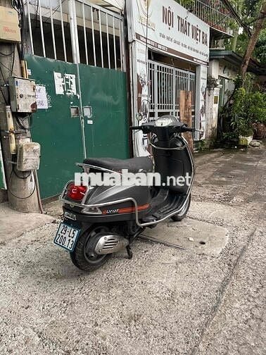 Cần bán vespa lx 125 máy êm chất