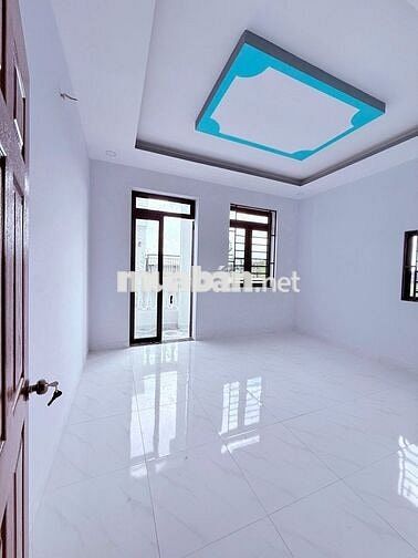 BÁN NHÀ CHÍNH CHỦ SỔ RIÊNG MỚI XÂY GIÁ 1,25 TỶ, 68m2, ĐỨC HÒA, LONG AN