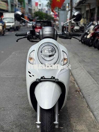 Scoopy khoá smakey trắng rin nguyên bản biển 43