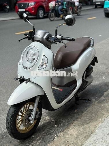 Scoopy khoá smakey trắng rin nguyên bản biển 43