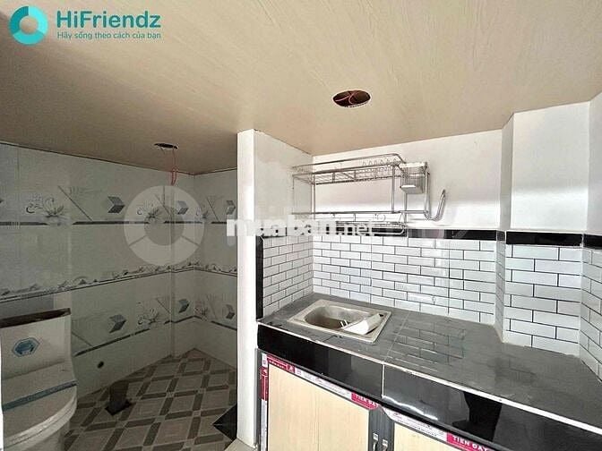 Duplex Mới 100% Nội Thất Cơ Bản - Thang Máy Bãi Xe Rộng Sát Quận 5 -HF
