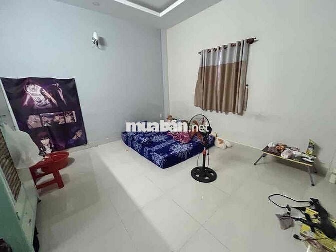 Nhà 4 tầng , Sát Mặt Tiền - giáp Tên Lửa - 50m2 - Hoàn Công - hơn 5ty