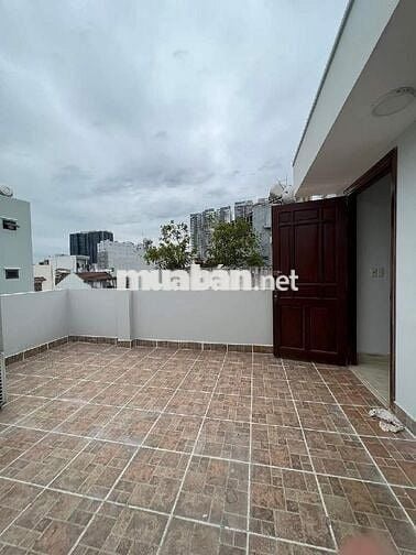 Nhà 4 tầng - full nội thất- 64m2-xe hơi đến nhà- Huỳnh Tấn Phát-Quận 7