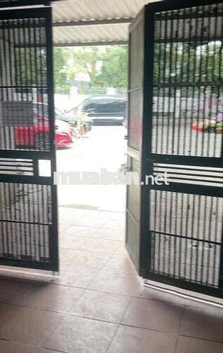chính chủ bán nhà trước cổng trường cấp 2 dân cư sầm uất