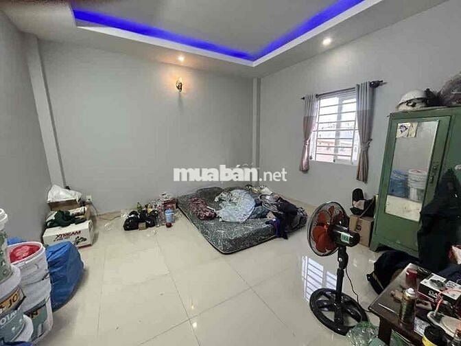 Nhà 4 tầng , Sát Mặt Tiền - giáp Tên Lửa - 50m2 - Hoàn Công - hơn 5ty