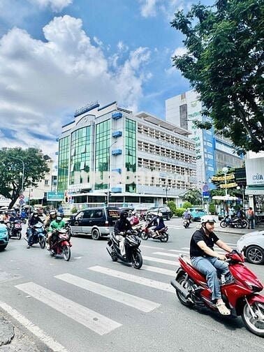 Cho thuê Nhà MT 75 Thành thái Quận 10 4x35m 2 lầu