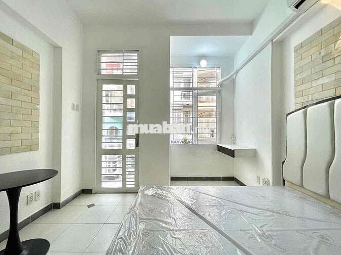 Dự án mới Phòng Ban công thoáng, full nội thất ngay Nguyễn Hữu Cảnh