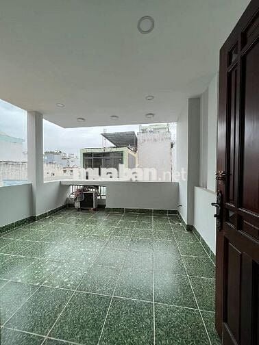 Nhà 4 tầng - full nội thất- 64m2-xe hơi đến nhà- Huỳnh Tấn Phát-Quận 7