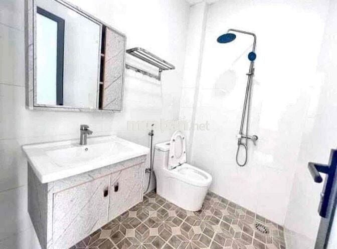 Căn hộ cửa sổ lớn bao thoáng, sát bên cầu Tân Thuận, KCX, tiện đi Q4