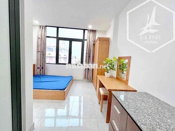 Căn hộ cửa sổ lớn bao thoáng, sát bên cầu Tân Thuận, KCX, tiện đi Q4