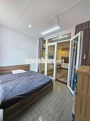 Penhouse Nguyên Tầng Rộng 60m2 - Full option - Nguyễn Trãi Quận 1