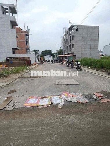 bán đất TL 27 ngay chợ cầu đồng cách Ngã Tư ga vài bước chân dt 4x20