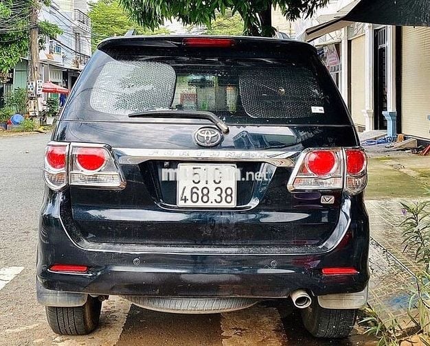 Toyota Fortuner 2014 2.7V 4x2 AT - 176000 km