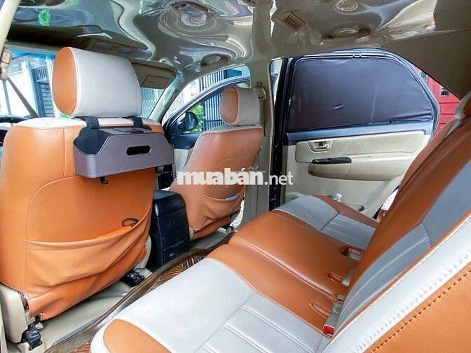 Toyota Fortuner 2014 2.7V 4x2 AT - 176000 km