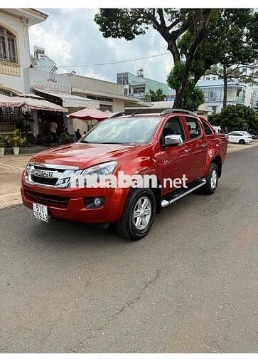 Isuzu Dmax 2016 LS 2.5 4x2 MT - 100000 km