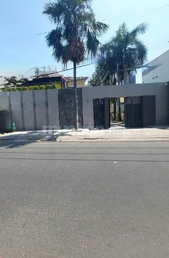 Biệt thự nghỉ dưỡng chuẩn châu Âu ngay TT Q7, view hồ cực chill, 1012m