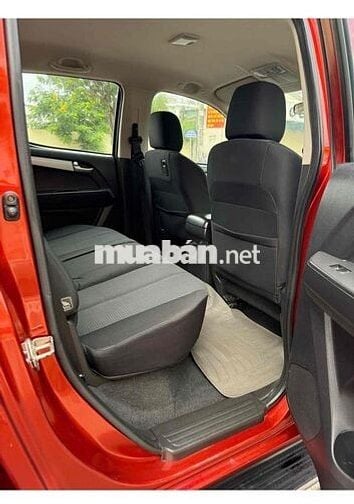 Isuzu Dmax 2016 LS 2.5 4x2 MT - 100000 km