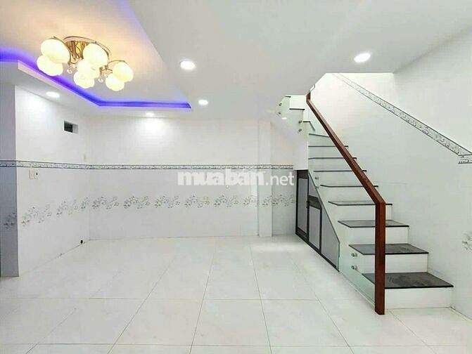 Kẹt tiền bán gấp nhà đường âu dương lân p3 q8 dt 5×6 một lầu 2 phòng