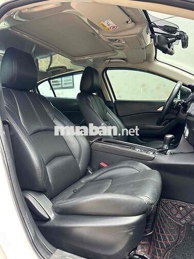 Mazda 3 sản xuất 2018 siêu lướt