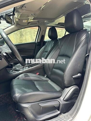 Mazda 3 sản xuất 2018 siêu lướt