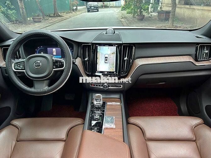 Volvo XC60 2022 Inscription B6 AWD - 40000 km