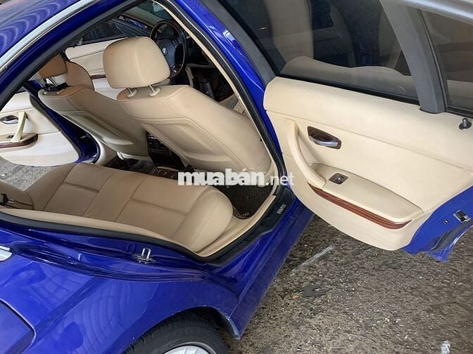 BMW 3 Series 20***00 km