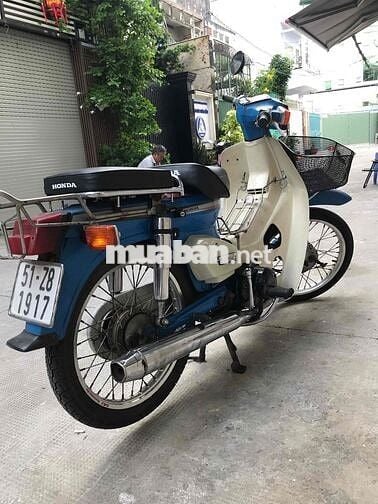 CẦN BÁN 01XE CUP ĐÈN VUÔNG CÓ ĐỀ.