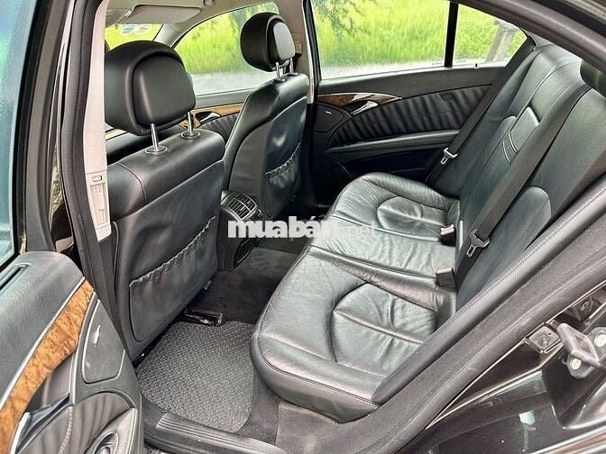 Mercedes Benz E Class 2008 E200 - 160000 km