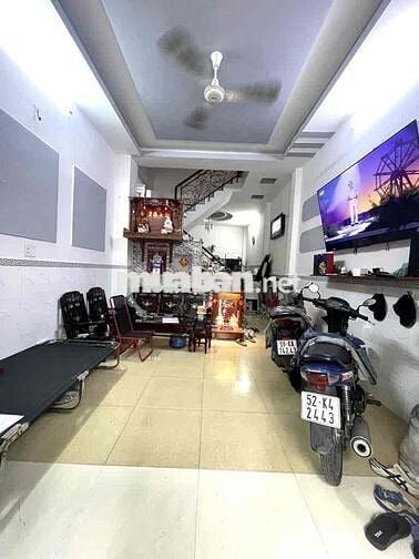 Nhà Cứng Hẻm To - Giáp aeon - 48m2 - 3 tầng - Hoàn Công - chỉ hơn 5ty