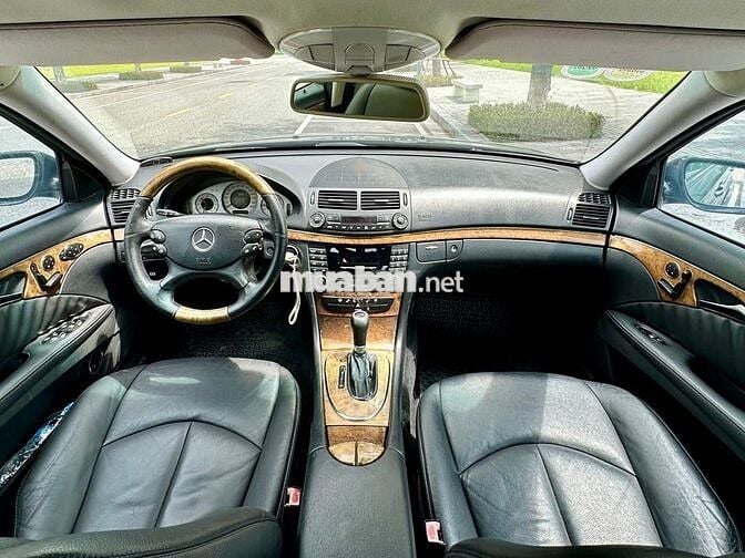 Mercedes Benz E Class 2008 E200 - 160000 km