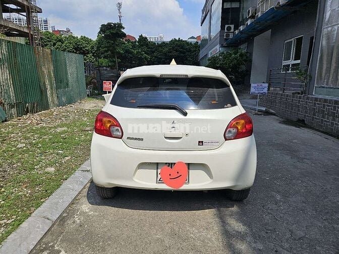 Ga đình bán Mitsubishi Mirage đời 2015 số tự động