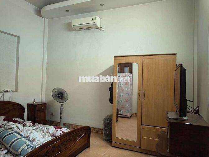 Nhà 3 Tầng sát Mặt Tiền Đường Số 11 Linh Xuân DT 54m 3PN 3WC Hoàn Công