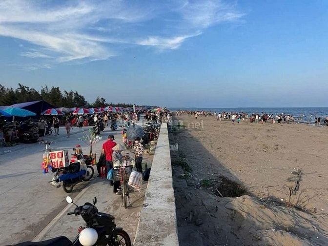 Đất chính chủ gần bãi tắm biển Quất Lâm. 