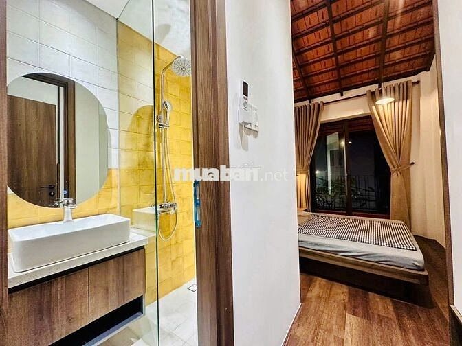 Nhà Sân Vườn Bờ Kè Trường Sa _ 3PN 3WC, nội thất sang chảnh
