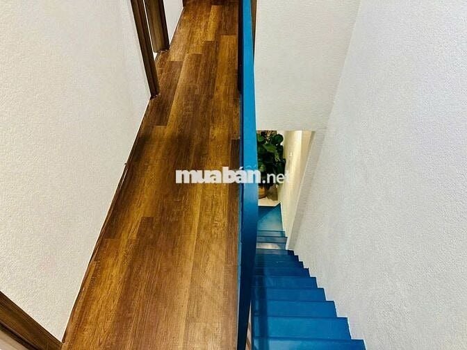 Nhà Sân Vườn Bờ Kè Trường Sa _ 3PN 3WC, nội thất sang chảnh