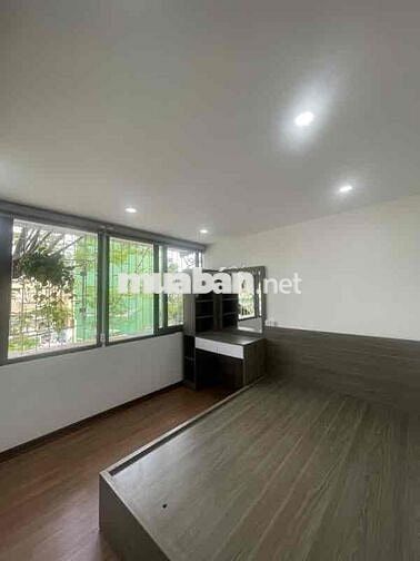Nhà tt Minh Khai HBT 70m2 3 phòng ngủ sổ đỏ lớn 3 mặt thoáng