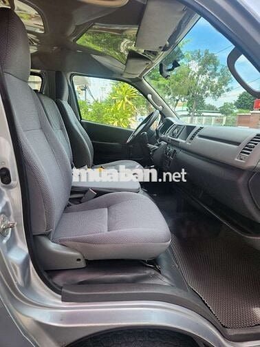 Toyota Hiace 2006 6N/900kg mobihome siêu đẹp