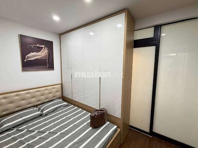 Nhỉnh 2 tỷ Căn Hộ 45m x 2 Phòng Ngủ, Phố Lê Quý Đôn, Hai Bà Trưng