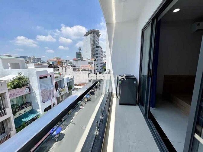 Giảm Sâu Phòng 35m2 Ban Công Máy Giặt Riêng Ngay Ung Văn Khiêm