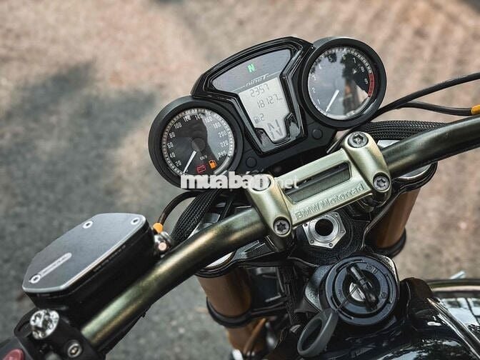 BMW R9T 2016 bs SG odo 18k km