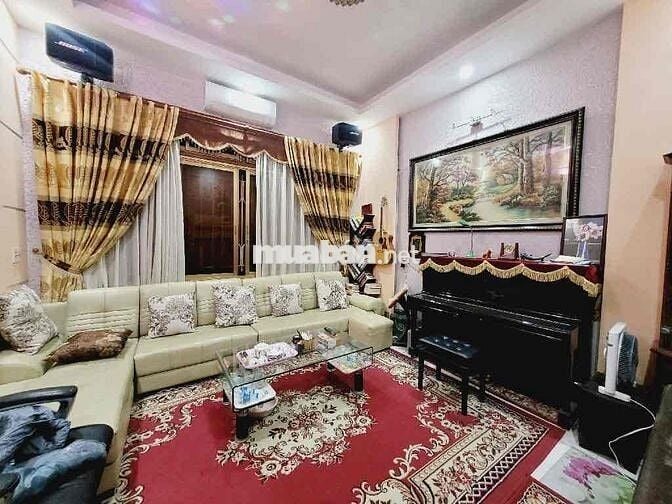 Siêu hiếm nhà Phố Huế - Bạch Mai - 52m2 - 5 tầng, 7 ngủ - giá hơn 8 ty
