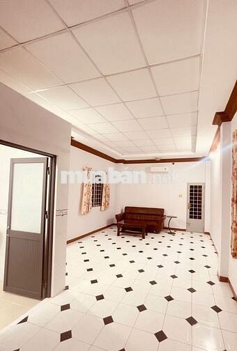 Nhà mới MT hẻm xe tải , 06 phòng ngủ - 06 WC khu Giải Phóng - Tân Bình