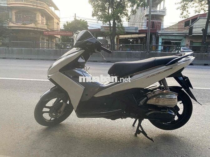 Honda airblade đời cao đẹp nhìn là mê