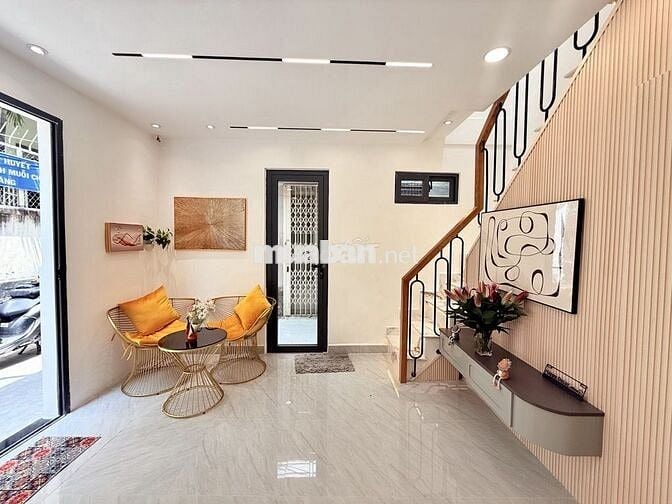 NHÀ 2 MẶT TIỀN - CÔ GIANG – 30M2 - 3PN – NỘI THẤT CAO CẤP – NHỈNH 4 TỶ