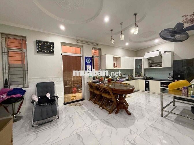 🏡Biệt Thự Sát Ngã Tư Ga Quận 12