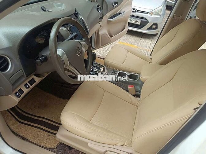 Navara 2018 EL Premium R - 14000 km