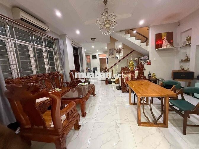 🏡Biệt Thự Sát Ngã Tư Ga Quận 12