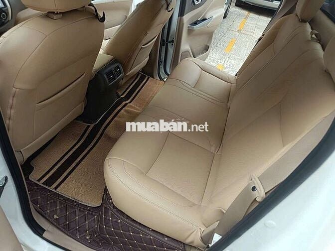 Navara 2018 EL Premium R - 14000 km