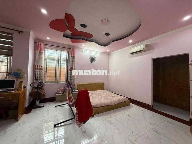 🏡Biệt Thự Sát Ngã Tư Ga Quận 12