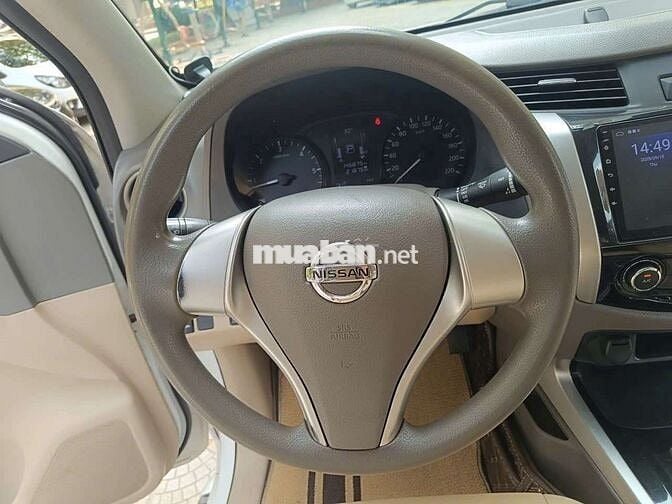 Navara 2018 EL Premium R - 14000 km